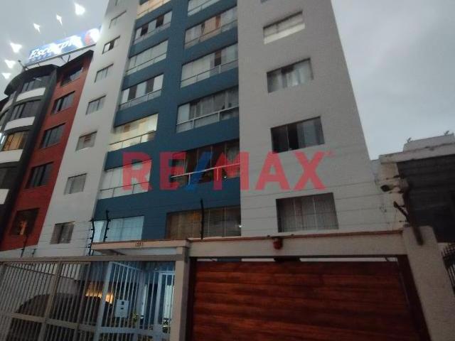 ¡Alquiler En Pueblo Libre – 88 M² + Cochera Techada! En Plena Av. Bolivar