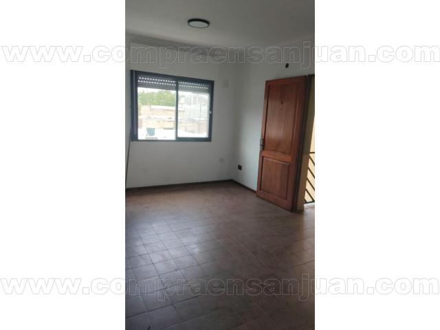 Alquiler En Santa Lucía: Departamento Impecable, Renovado Y Con Cochera | Idp: Mannn