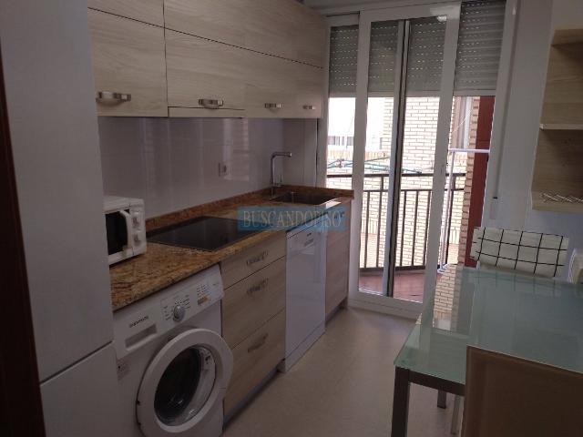 Alquiler Estudio en San Antón, Logroño. 700 €