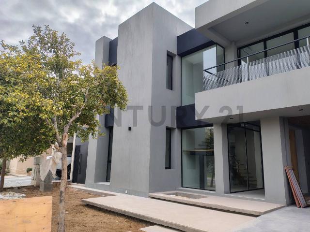 Alquiler Excelente Casa a Estrenar Barrio Privado Rivadavia 4 dorm, 4 Baños, Vestidor, Carp. d