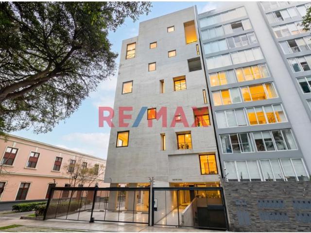 Alquiler: Exclusivo Flat En Edificio De Colección En Zona Monumental Barranco