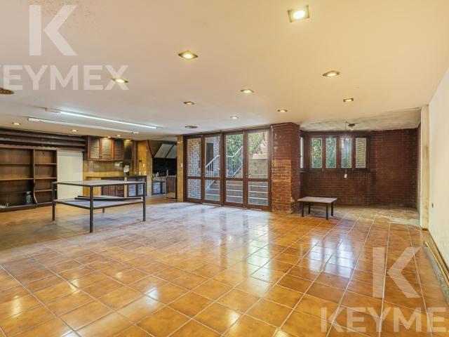 Alquiler Exclusiva Casa de Lujo en Casco La Plata | 5 Suites Ascensor 5 Cocheras Piscina