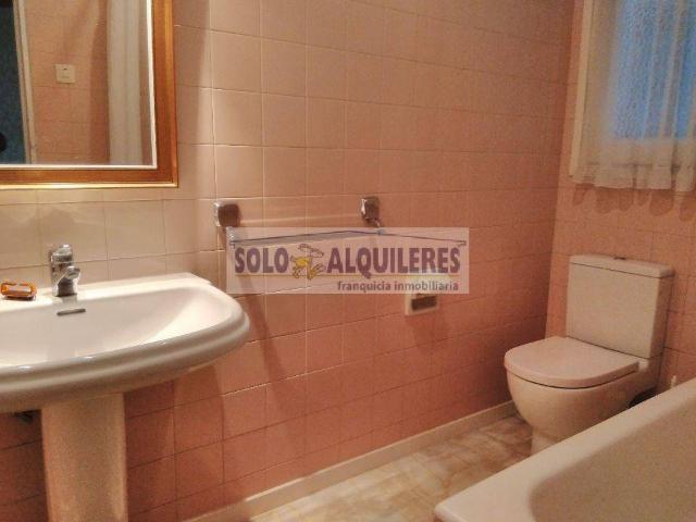 Alquiler Habitacion en Echavacoiz Pamplona/Iruña | 380 € | 14 m²