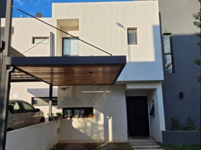 ALQUILER HOUSING MIRADORES DE MANANTIALES