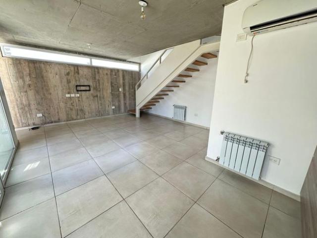 ALQUILER | HOUSING 2 dorm. con PATIO en barrio LA CALANDRIA TAP6989664