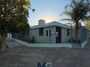 Alquiler Importante Casa Esquina 2 Habitaciones. Capital