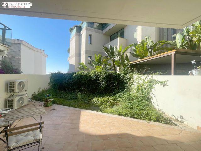 ALQUILER LARGA ESTANCIA, PLANTA BAJA JUNTO AL MAR UBICADA EN CALA MAYOR
