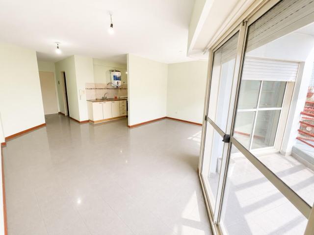 Alquiler monoambiente 40 m2 con balc?n en Mor?n