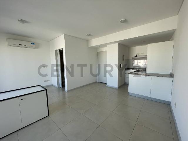 ALQUILER MONOAMBIENTE CON BALCÓN TERRAZADO Y PARRILLA PROPIA – VILLA URQUIZA
