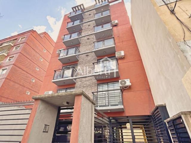 ALQUILER MONOAMBIENTE EN HAEDO NORTE FRENTE A LA ESTACIÓN