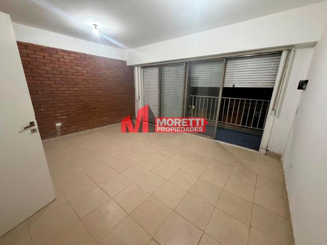 ALQUILER – Monoambiente – Triunvirato al 3900 – Billinghurst