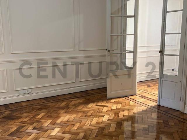 ALQUILER OFICINA / EMPRESA/ CONSULTORIO/ VIVIENDA + OFICINA REMODELADA CATEGORIA