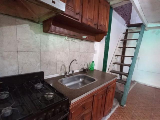 ALQUILER P.H. 2 AMBIENTES, LANUS E