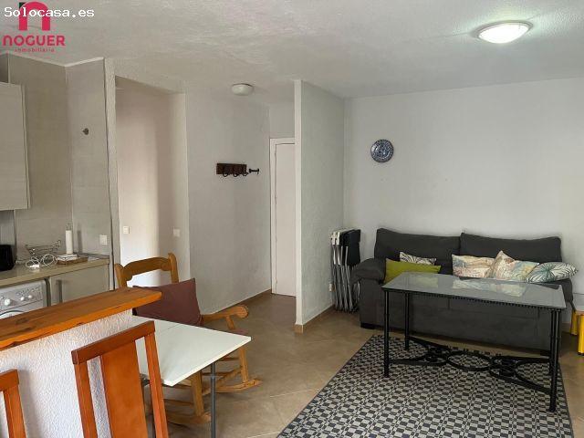 ALQUILER PARA DOCENTES ZONA CENTRO PISO DE DOS DORMITORIOS CON DOS BAÑOS AMUEBLADO