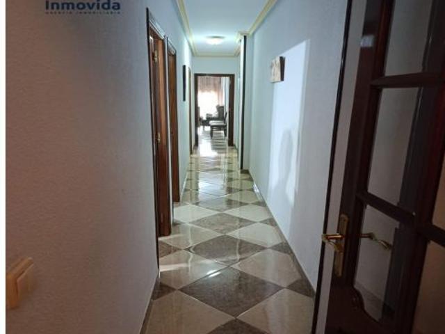Alquiler para estudiantes amplio Piso en Córdoba con Terraza y Excelente Ubicación