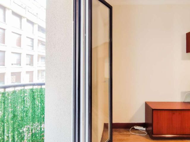 Alquiler Para Estudiantes, Piso en Gros con Balcón, Donostia San Sebastián