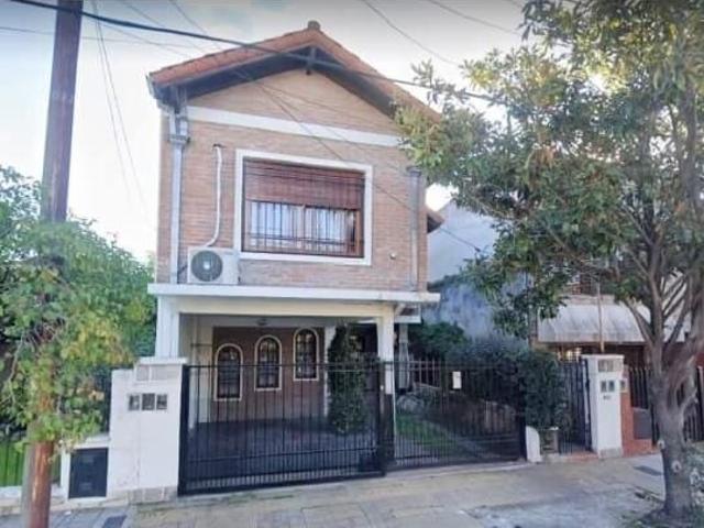 ALQUILER PH 2 AMB.CON PATIO VILLA SARMIENTO