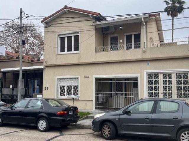 ALQUILER PH 3 AMB. MARTINEZ ZONA RESIDENCIAL