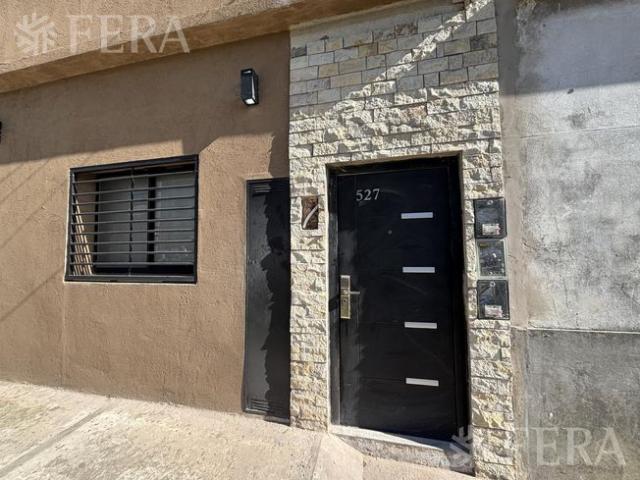 Alquiler PH 3 ambientes con terraza en Sarandi