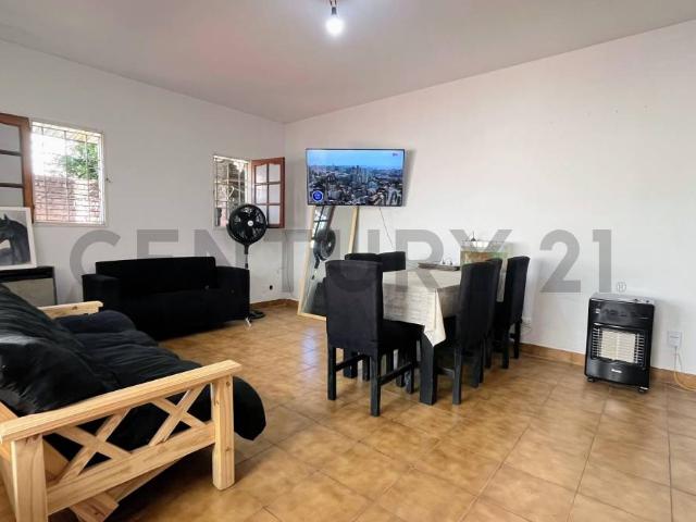 ALQUILER PH DE 3 AMBIENTES CON PATIO, PARRILLA Y TERRAZA PROPIA