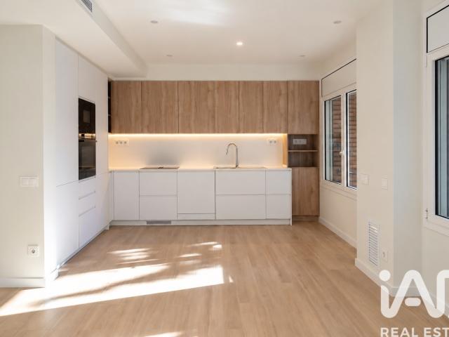 Alquiler piso nuevo 2 habitaciones 73 m² Barcelona