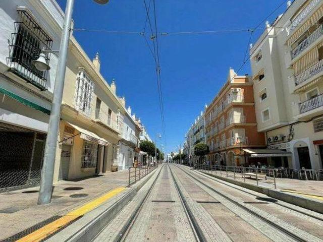 Alquiler piso aire acondicionado Hornos púnicos