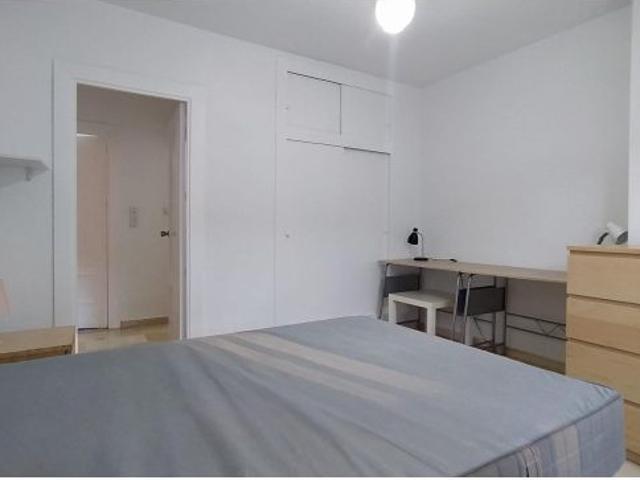 Alquiler piso Céntrico 2 dormitorios con plaza de garaje, trastero