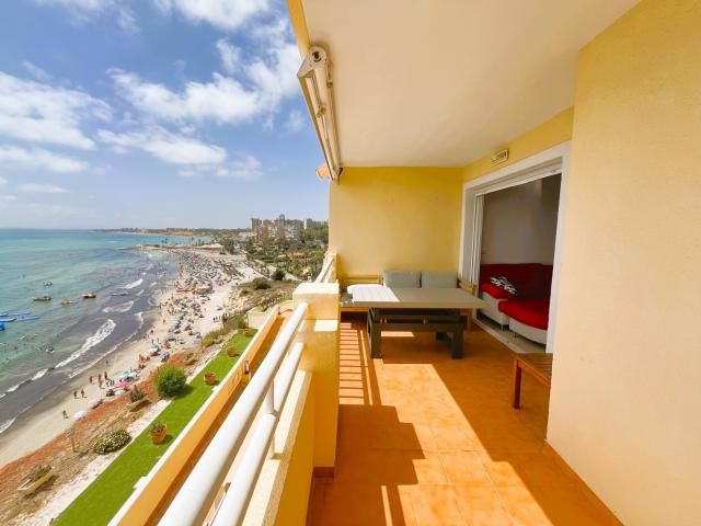 Alquiler piso con primera linea, vistas al mar