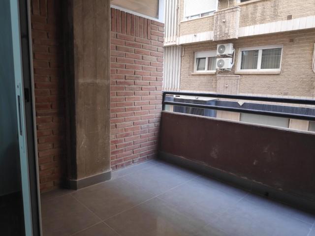 ALQUILER PISO DE CUATRO DORMITORIOS EN Bº DEL CARMEN, LARGA DURACION