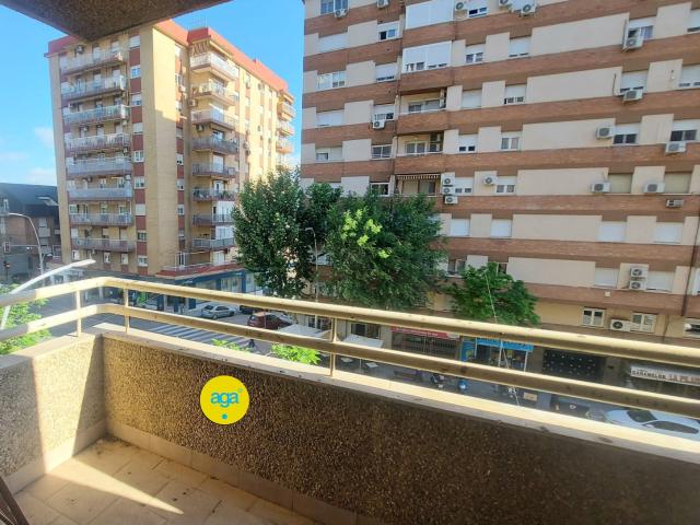 alquiler piso en avda. andalucía, jaén