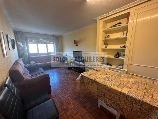 Alquiler piso en Azpilagaña Pamplona/Iruña | 1300 € | 120 m²