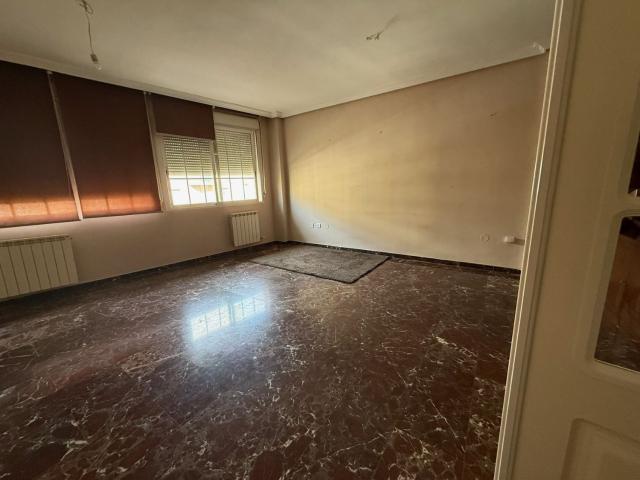 Alquiler Piso en Bulevar, Jaén