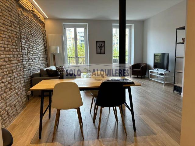 Alquiler piso en Casco Antiguo Pamplona/Iruña | 1300 € | 80 m²