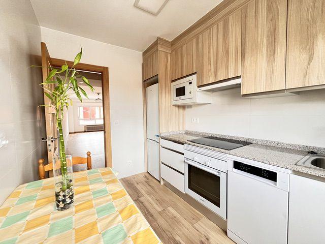 Alquiler Piso en Centro, Gijon. 880 €