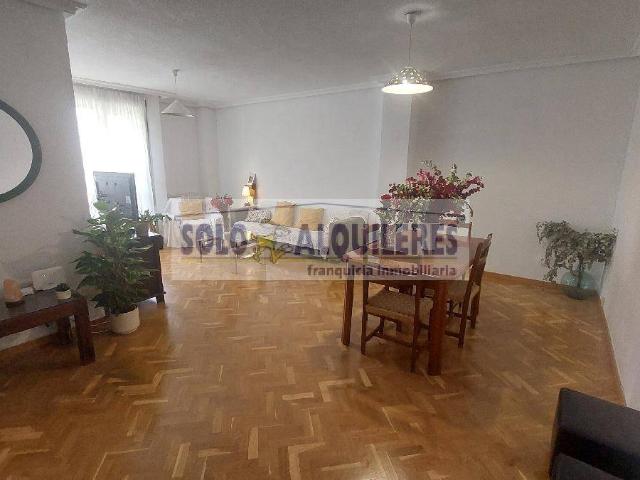 Alquiler Piso en Centro Madrid | 1800 € | 125 m²