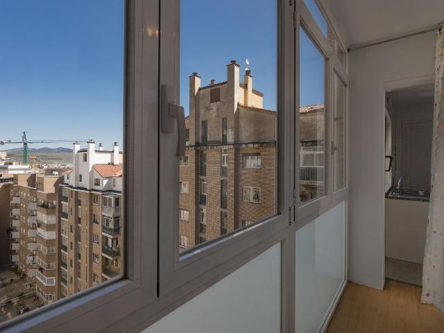 alquiler piso en ensanche, pamplona