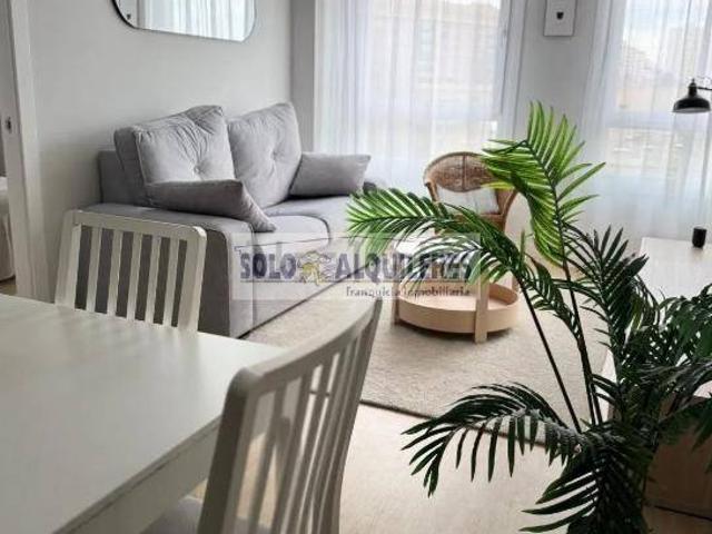 Alquiler Piso en Ermitagaña Mendebaldea Pamplona/Iruña | 1800 € | 88 m²
