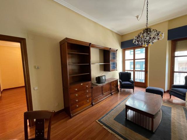 Alquiler Piso en Gijón, Gijon. 1.300 €