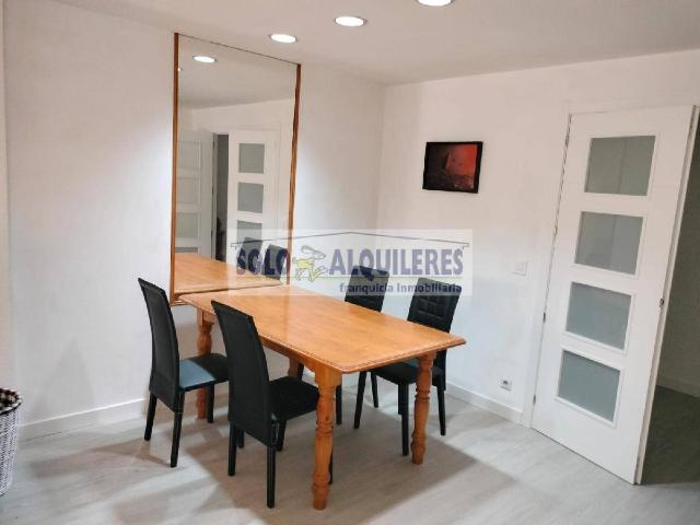 Alquiler Piso en Iturrama Pamplona/Iruña | 1450 € | 132 m²