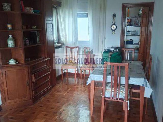 Alquiler piso en San Juan Pamplona/Iruña | 1050 € | 90 m²