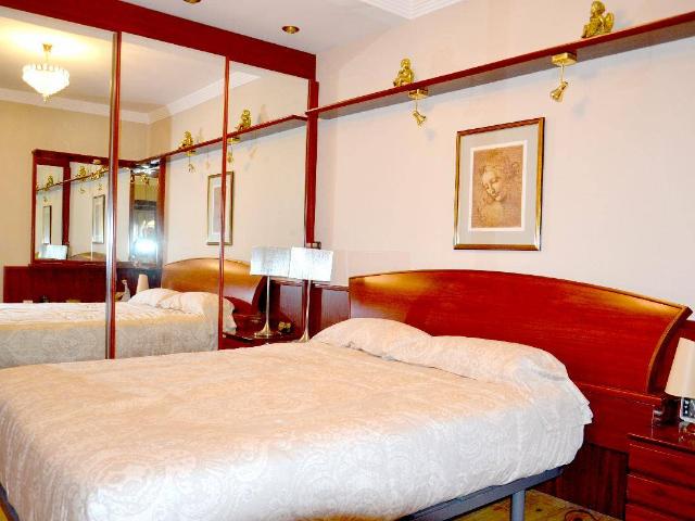 Alquiler Piso en Segundo Ensanche Pamplona/Iruña | 1300 € | 120 m²
