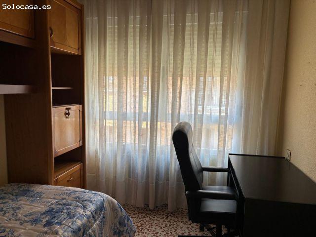ALQUILER PISO JUNTO CALLE MARÍA AUXILIUADORA