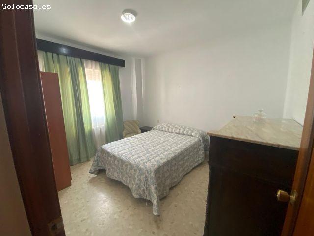 ALQUILER PISO PARA ESTUDIANTES EN SAN FERNANDO 3 DORMITORIOS