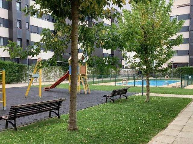 Alquiler piso terraza Universidad las huelgas