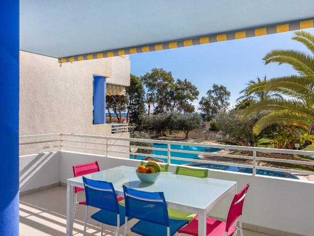 Alquiler por dias en urbanización con piscina y garaje, Villajoyosa