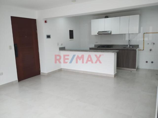 Alquilo Minidpto 01 Habitacíon Surquillo