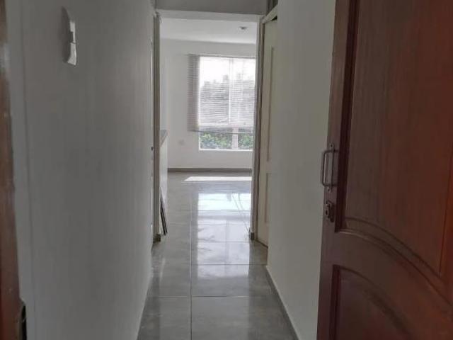 Alquilo moderno departamento Urb Bancarios