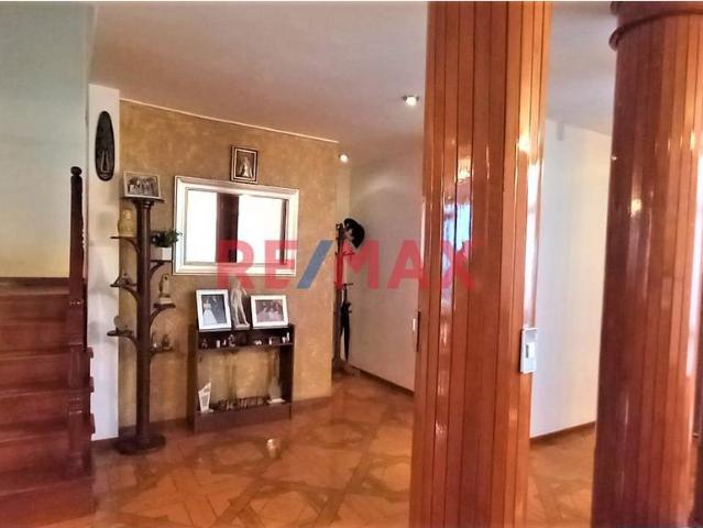Alquilo Casa Amoblada O Sin Amoblar En Urb. El Rosario Ii
