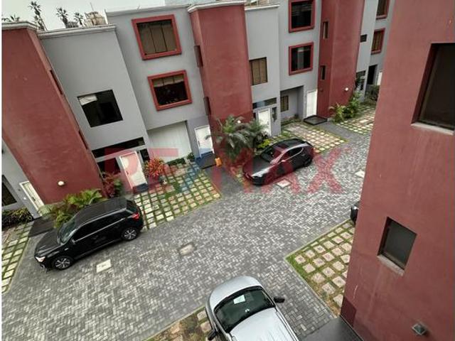 Alquilo Casa En Surco Condominio