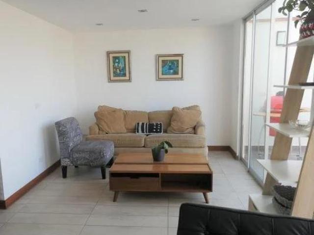 Alquilo duplex valle hermoso surco